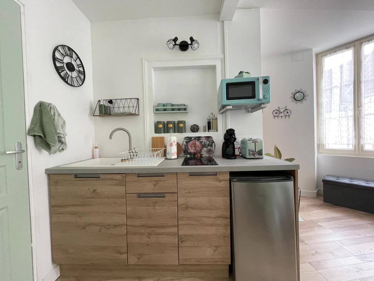 Studio De La Poterie Vermenton Екстериор снимка